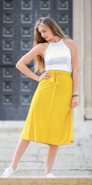 دامن ماکسی در مزون دیزی بست