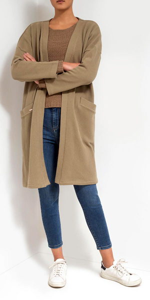 خرید مانتو از مزون اینترنتی دیزی بست